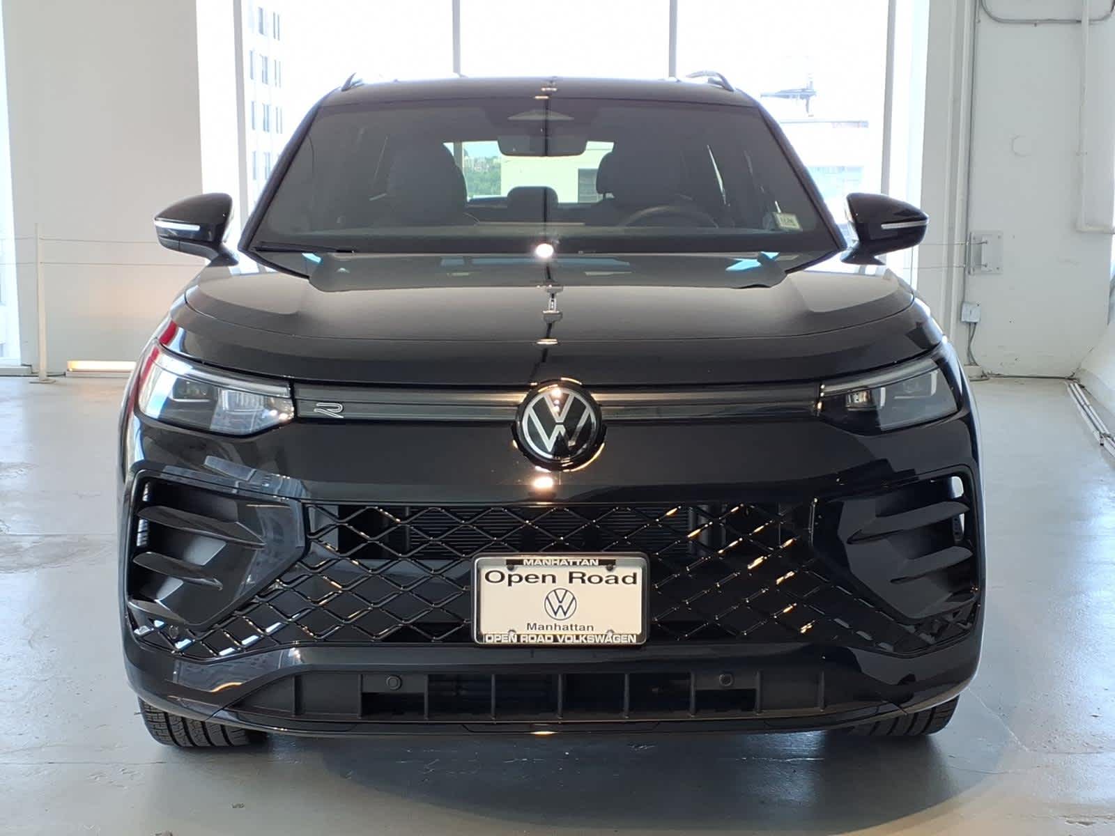 2026 Volkswagen Tiguan SE R-Line Black 4MOTION