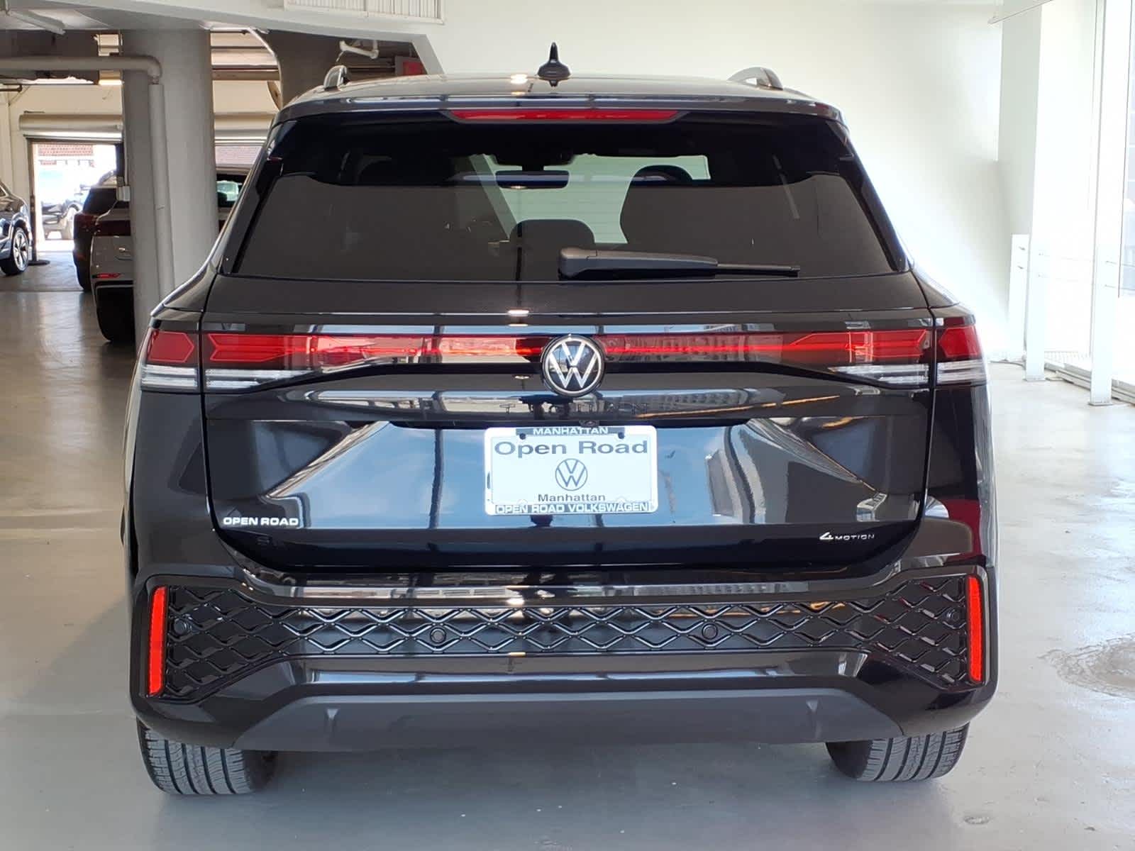 2026 Volkswagen Tiguan SE R-Line Black 4MOTION
