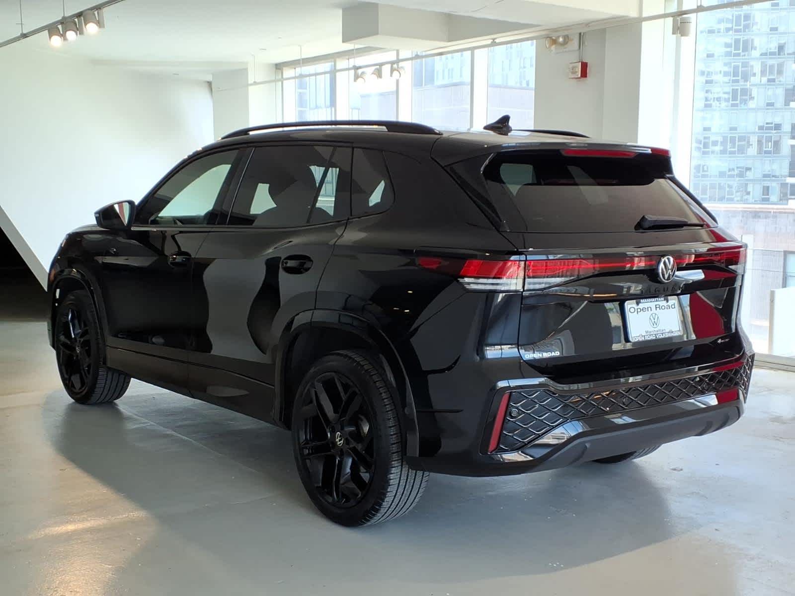 2026 Volkswagen Tiguan SE R-Line Black 4MOTION