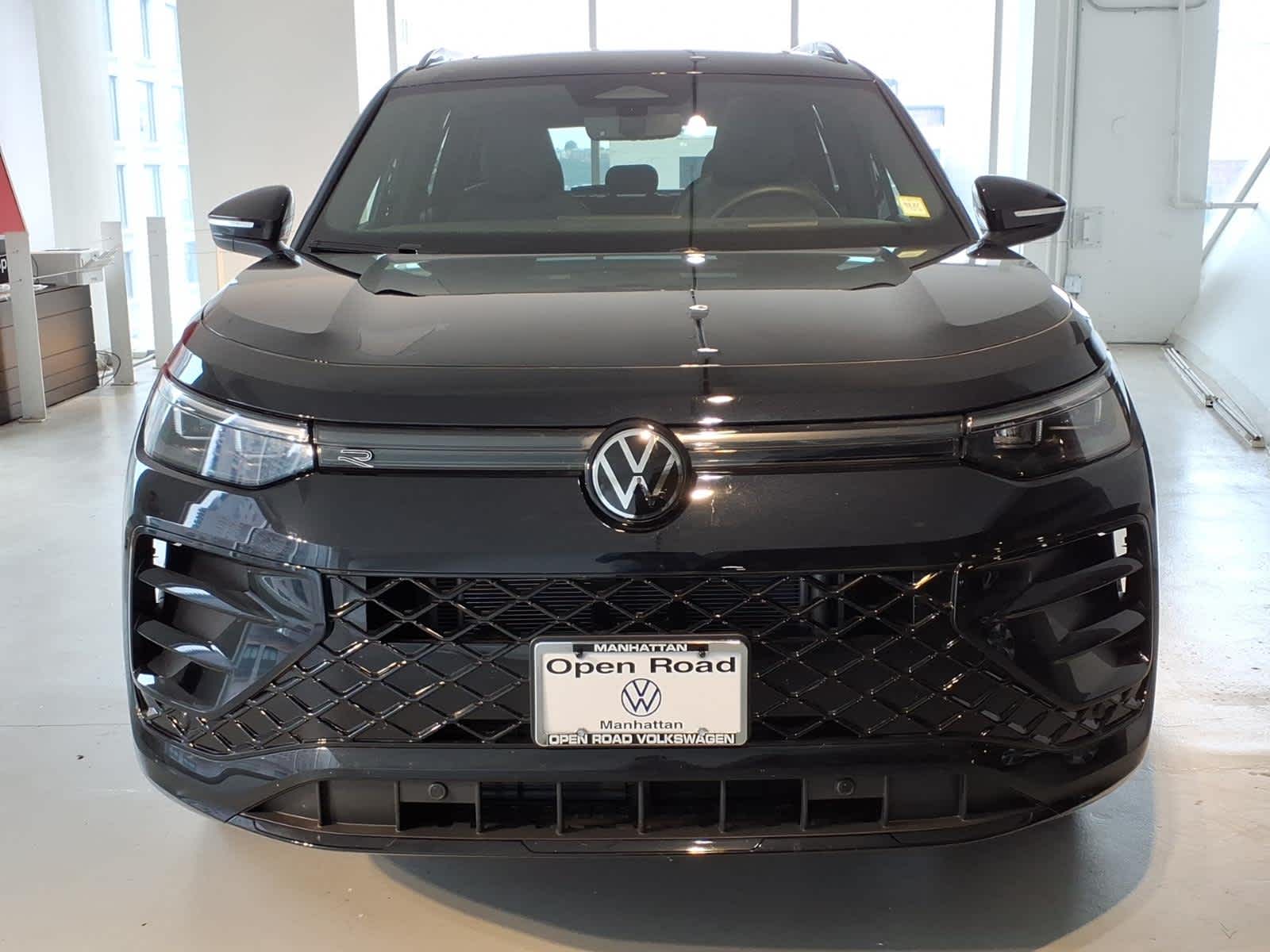 2026 Volkswagen Tiguan SE R-Line Black 4MOTION