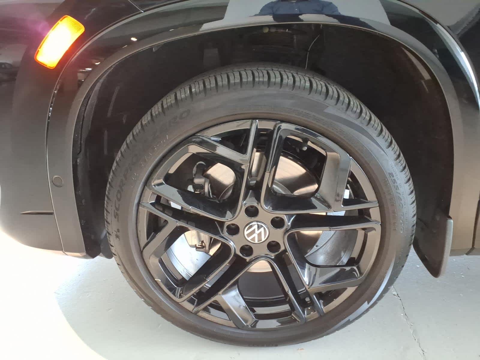2026 Volkswagen Tiguan SE R-Line Black 4MOTION