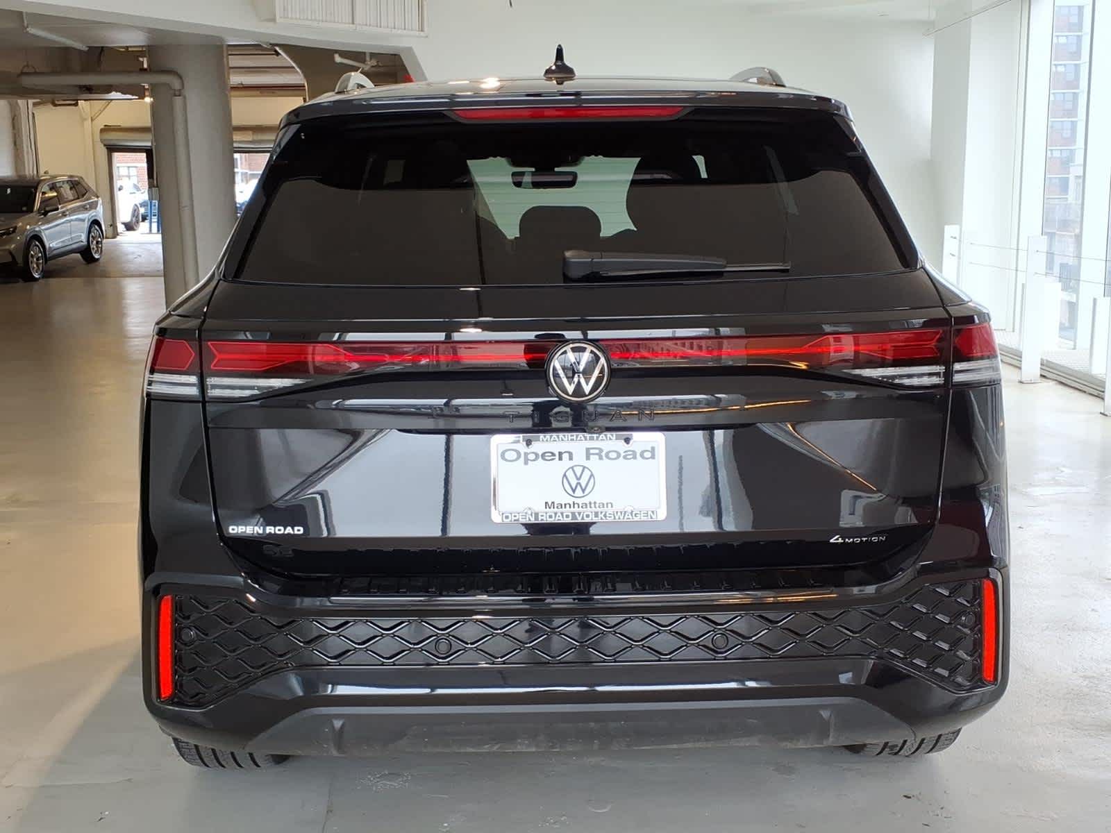 2026 Volkswagen Tiguan SE R-Line Black 4MOTION