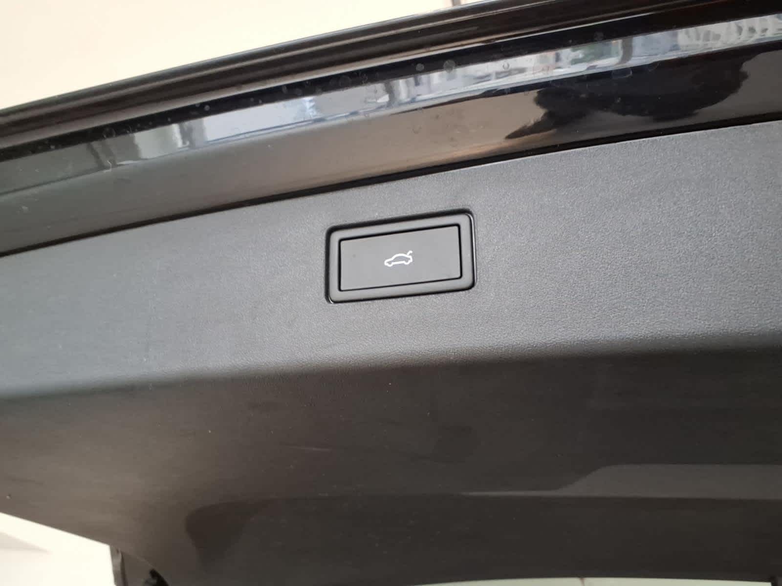 2026 Volkswagen Tiguan SE R-Line Black 4MOTION