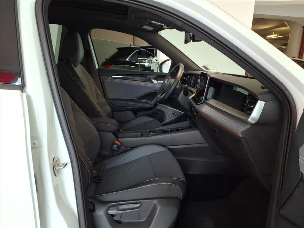 2025 Volkswagen Tiguan 2.0T SE R-Line Black 4MOTION