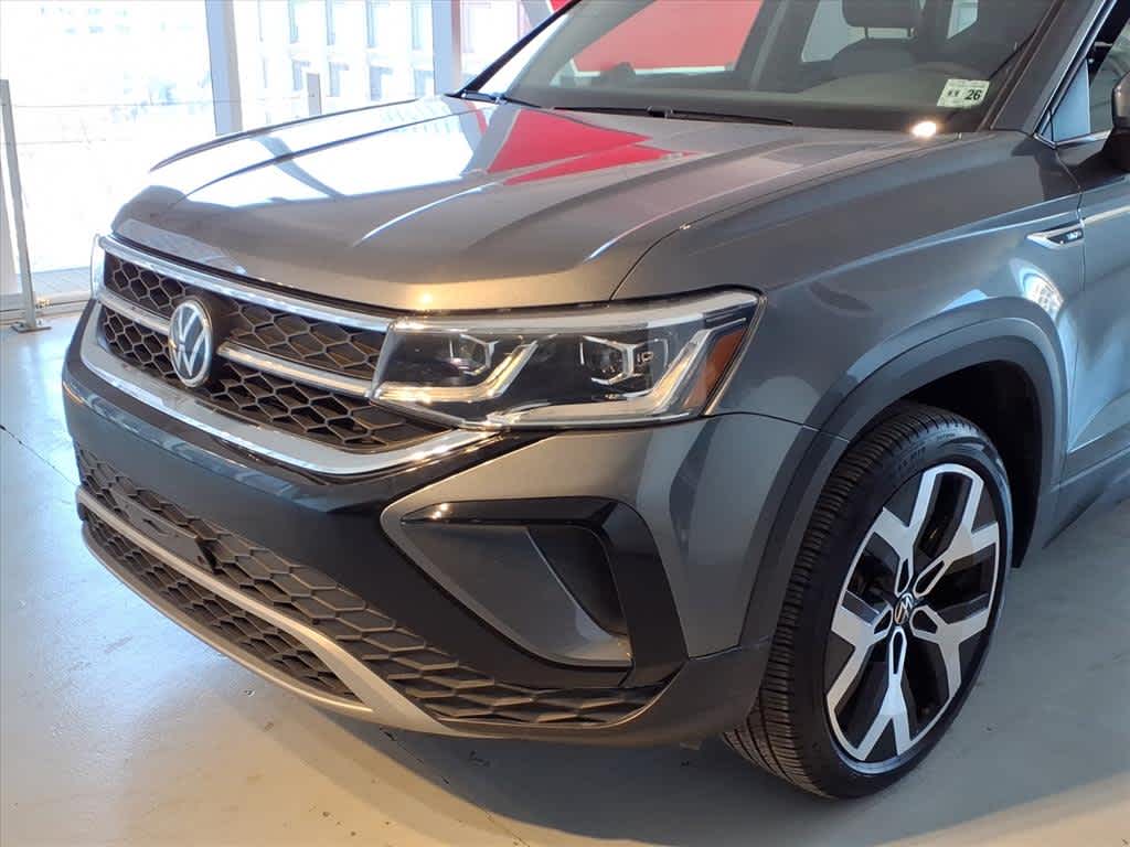 2022 Volkswagen Taos SEL 4MOTION