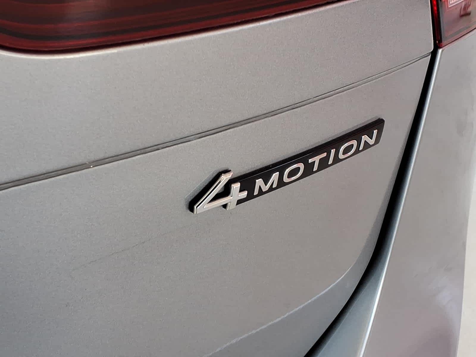 2023 Volkswagen Tiguan 2.0T SE 4MOTION