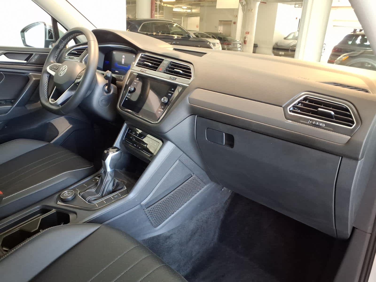 2023 Volkswagen Tiguan 2.0T SE 4MOTION