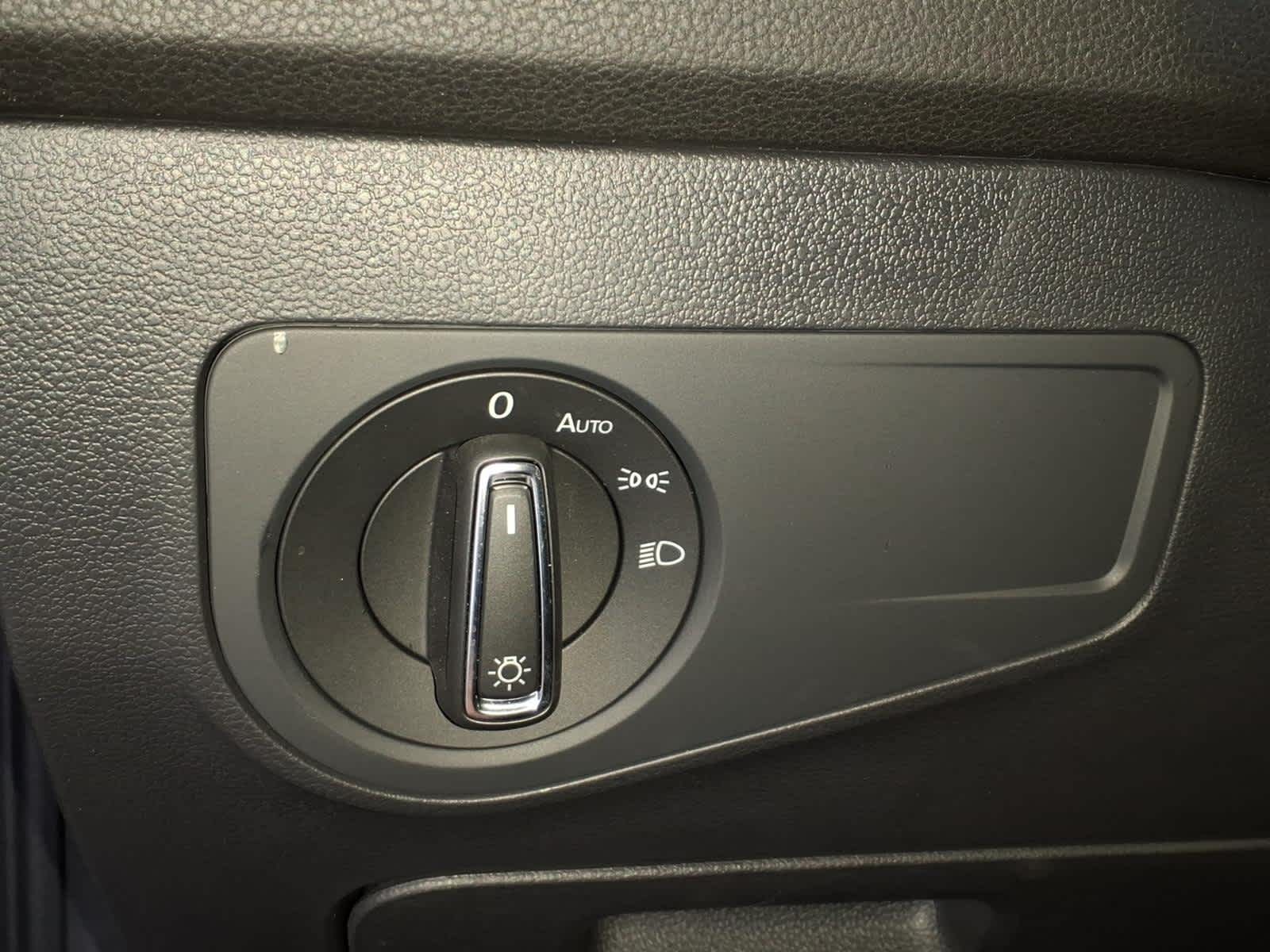 2024 Volkswagen Tiguan 2.0T SE 4MOTION