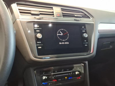 2024 Volkswagen Tiguan 2.0T SE 4MOTION