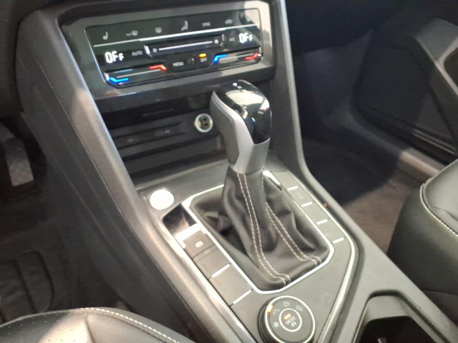 2024 Volkswagen Tiguan 2.0T SE 4MOTION