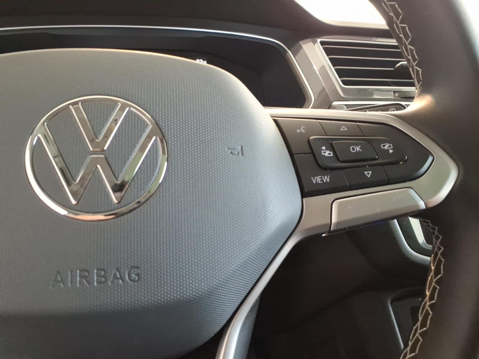 2024 Volkswagen Tiguan 2.0T SE 4MOTION