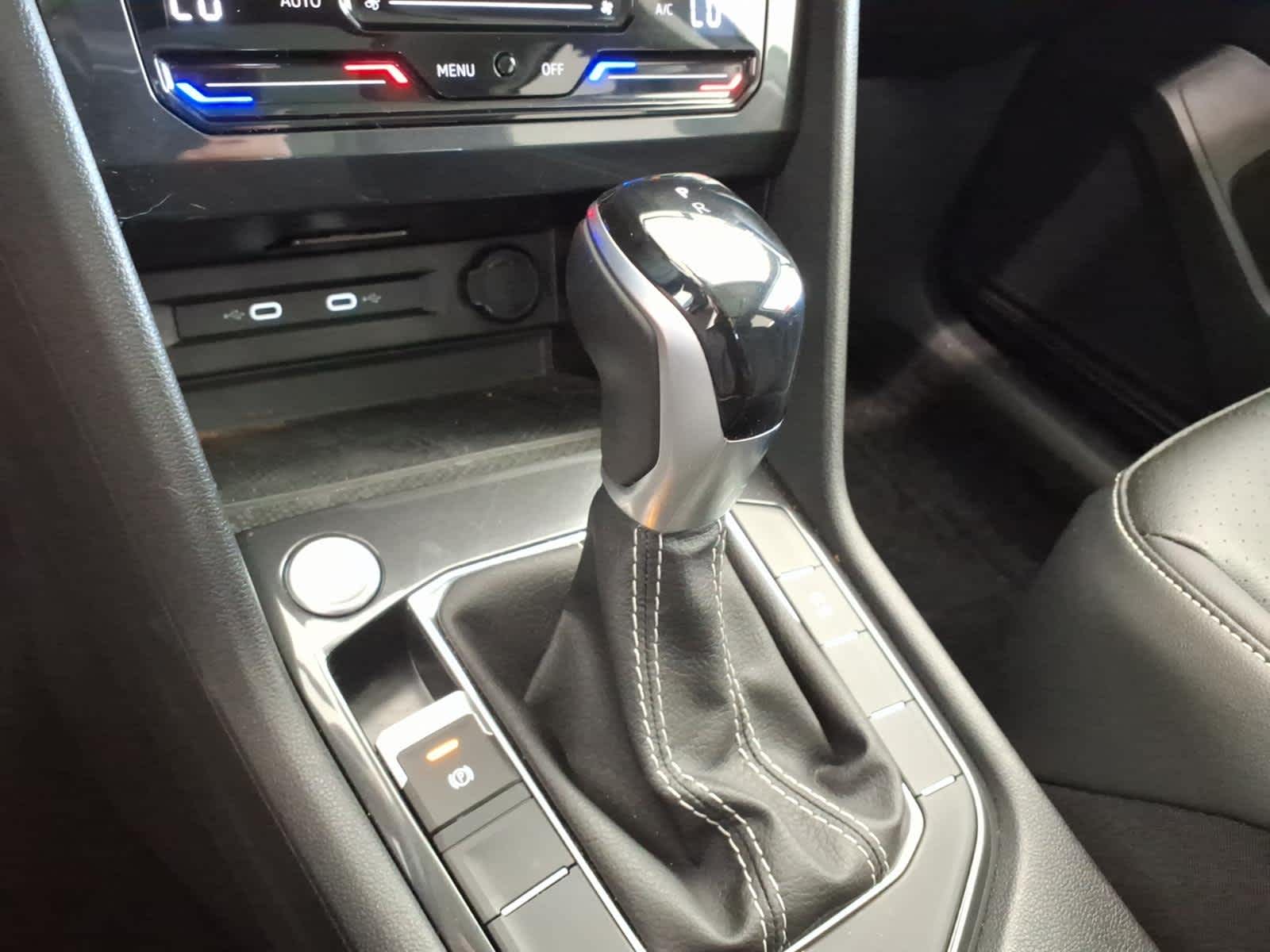 2024 Volkswagen Tiguan 2.0T SE 4MOTION