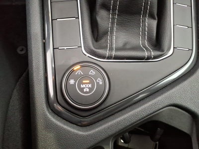 2024 Volkswagen Tiguan 2.0T SE 4MOTION