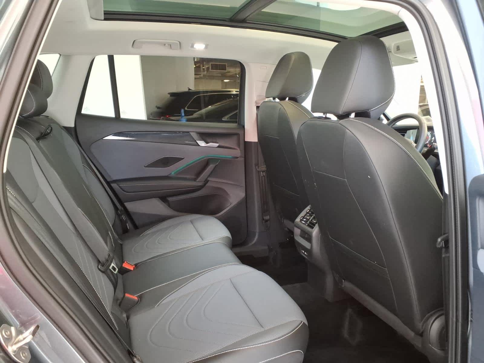2026 Volkswagen Tiguan SE 4MOTION