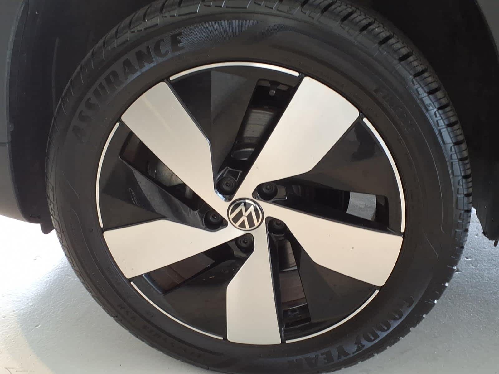 2023 Volkswagen Taos S 4MOTION
