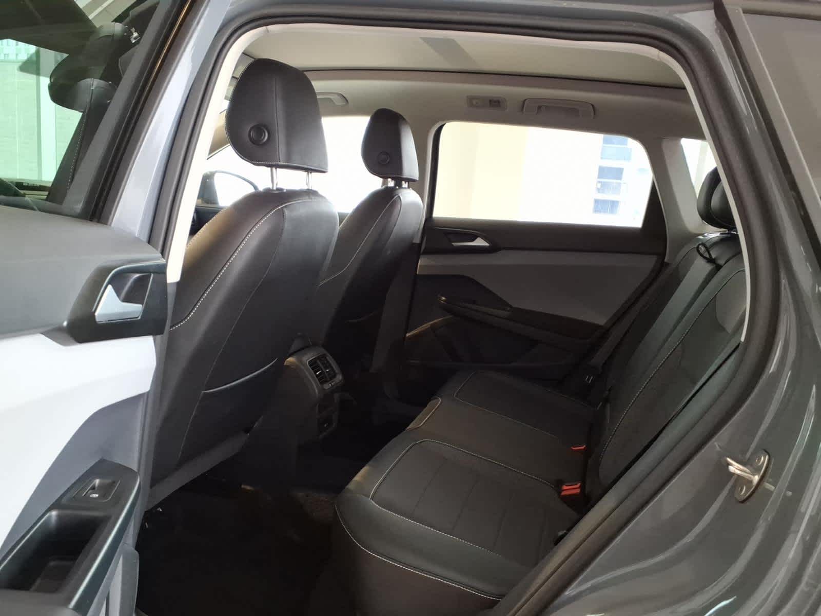 2023 Volkswagen Taos SE 4MOTION *Ltd Avail*