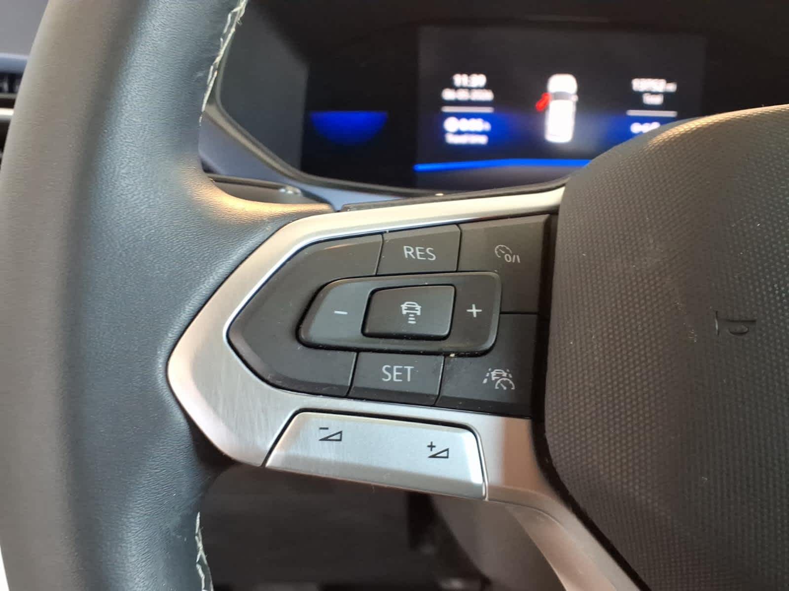 2023 Volkswagen Taos SE 4MOTION *Ltd Avail*