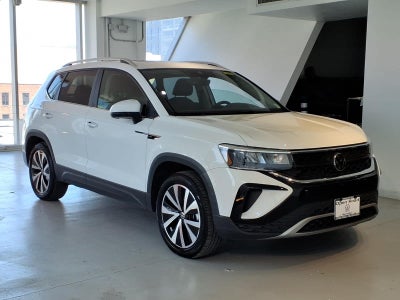 2023 Volkswagen Taos SE 4MOTION *Ltd Avail*