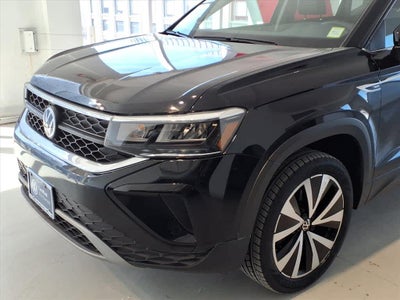 2022 Volkswagen Taos SE FWD