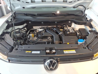 2026 Volkswagen Taos SE 4MOTION
