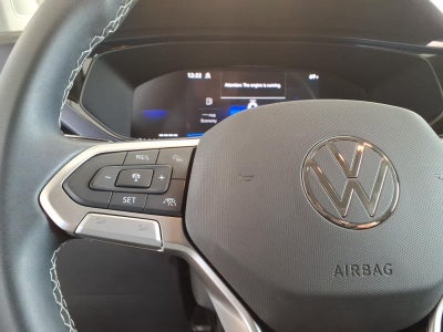 2024 Volkswagen Taos SE 4MOTION