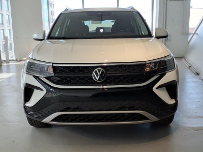2024 Volkswagen Taos SE 4MOTION