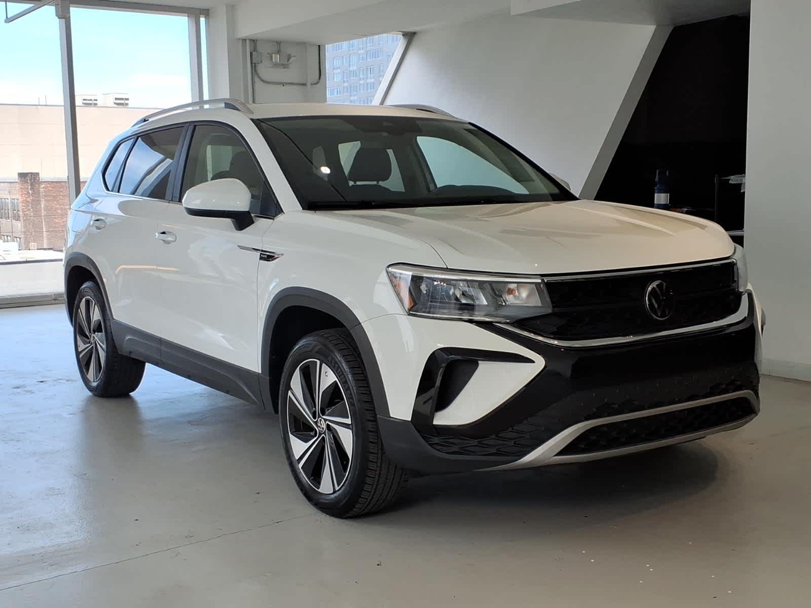 2024 Volkswagen Taos SE 4MOTION