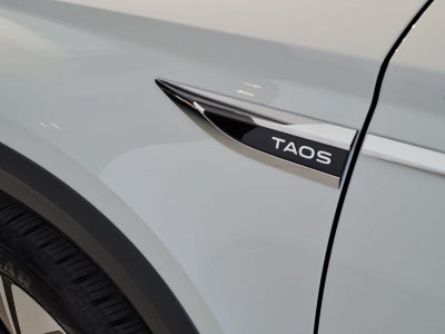 2024 Volkswagen Taos SE 4MOTION