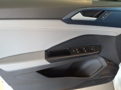 2024 Volkswagen Taos SE 4MOTION