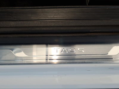 2024 Volkswagen Taos SE 4MOTION