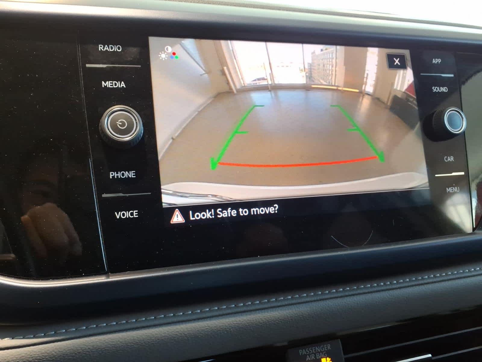 2024 Volkswagen Taos SE 4MOTION