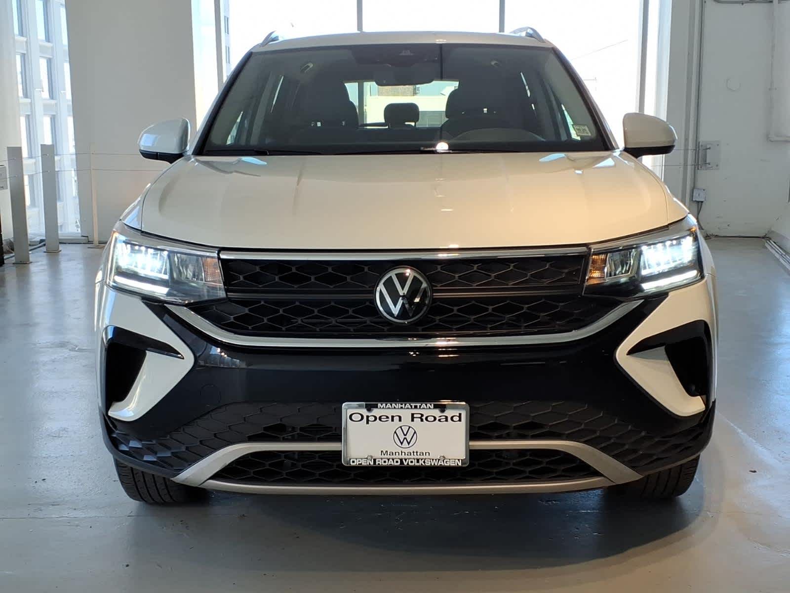 2024 Volkswagen Taos SE 4MOTION