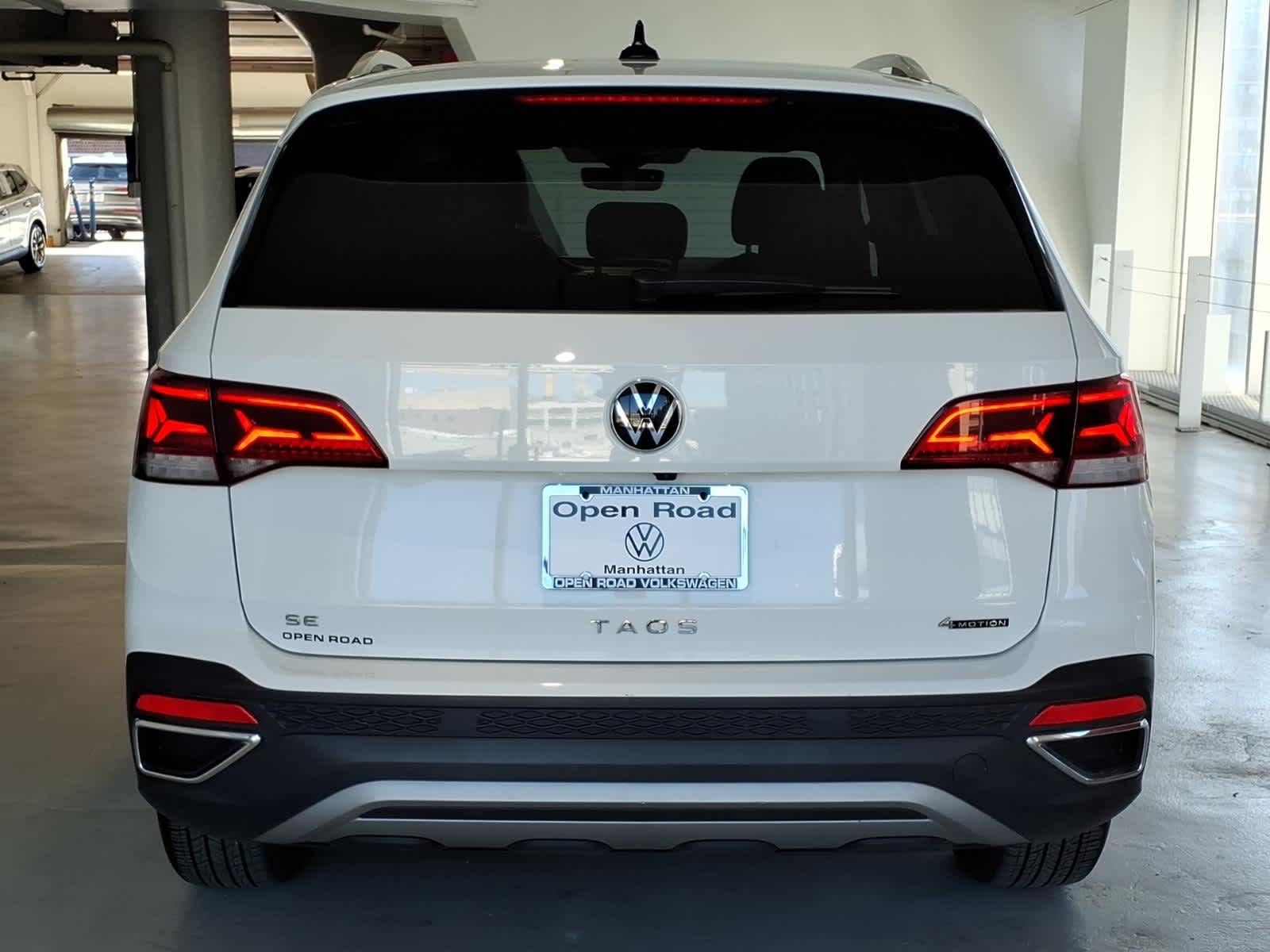 2024 Volkswagen Taos SE 4MOTION