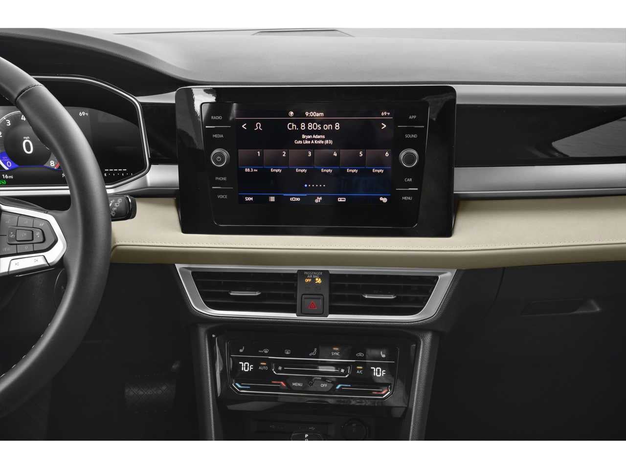 2025 Volkswagen Taos SE 4MOTION