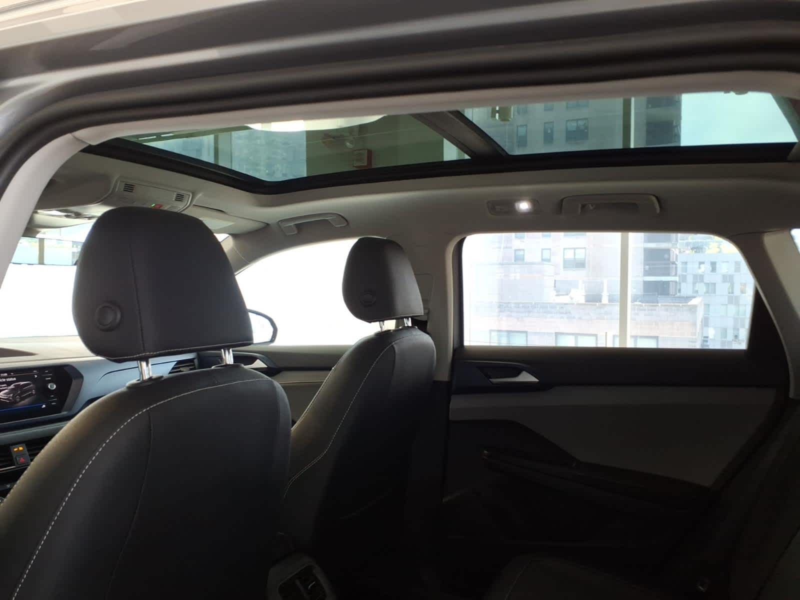 2024 Volkswagen Taos SE 4MOTION