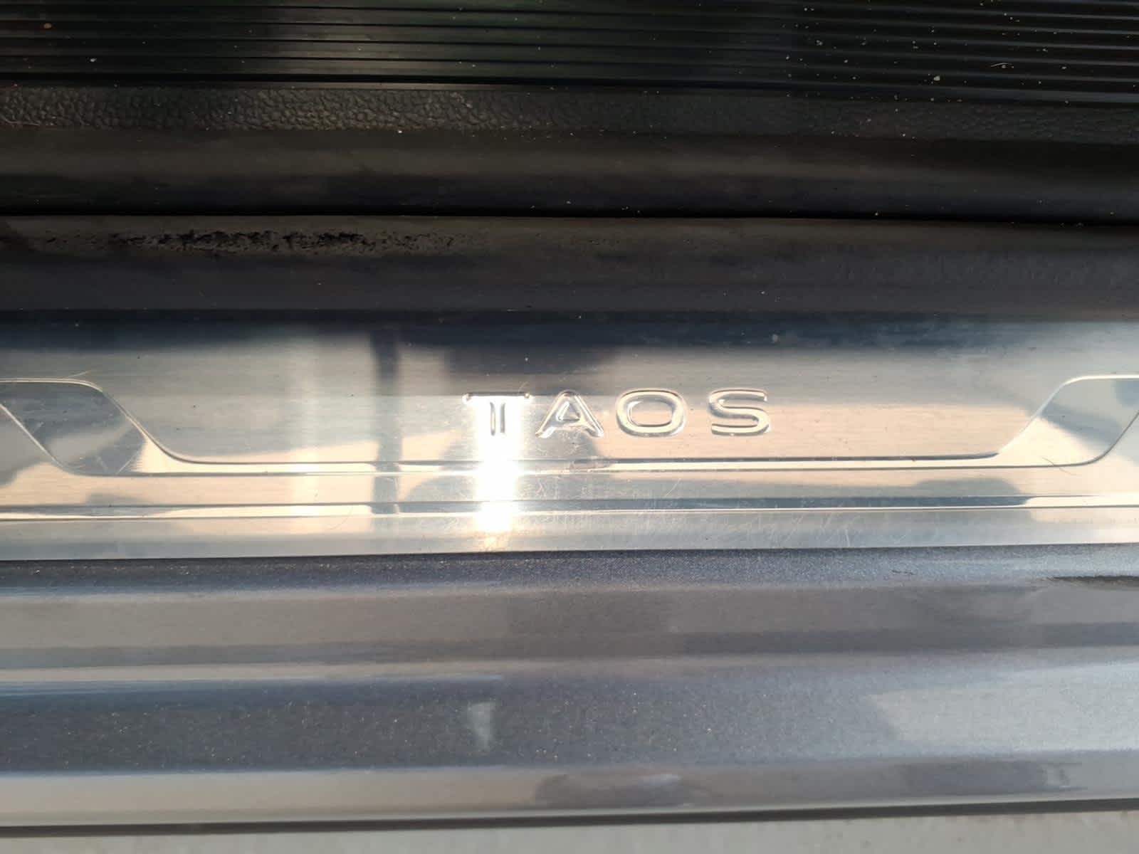 2024 Volkswagen Taos SE 4MOTION