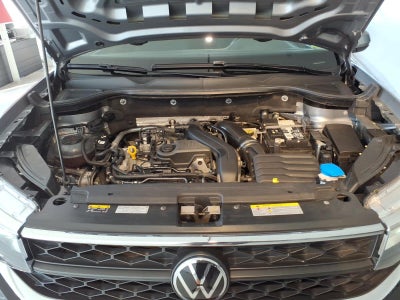 2024 Volkswagen Taos SE 4MOTION