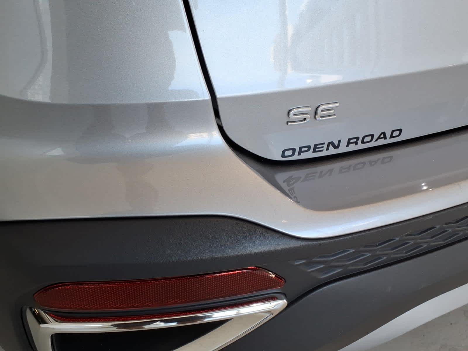 2024 Volkswagen Taos SE 4MOTION
