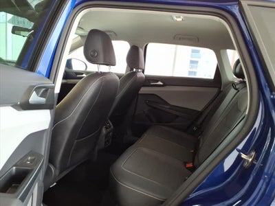 2022 Volkswagen Taos SE 4MOTION