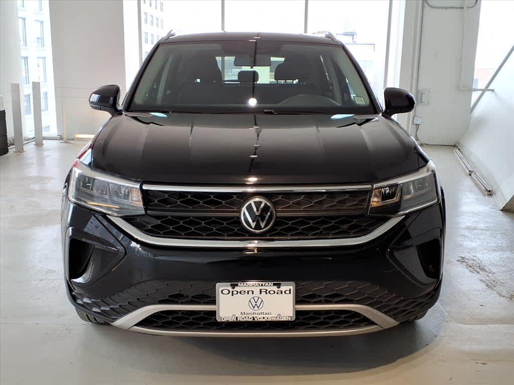 2022 Volkswagen Taos SE 4MOTION