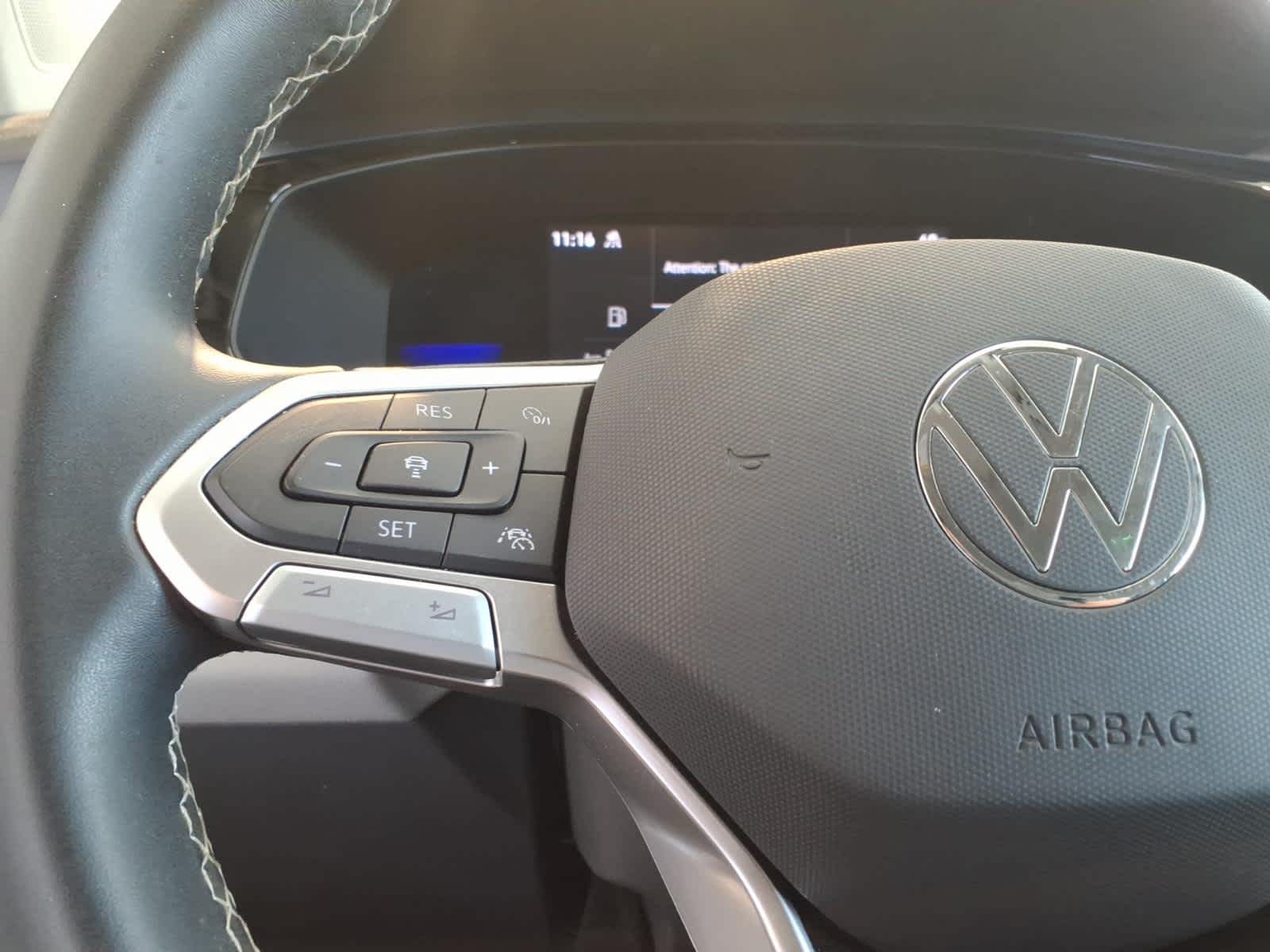 2023 Volkswagen Taos SE 4MOTION *Ltd Avail*