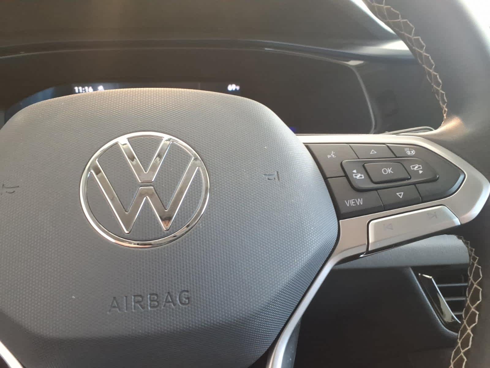 2023 Volkswagen Taos SE 4MOTION *Ltd Avail*