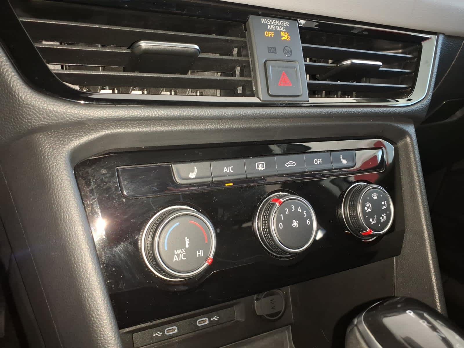 2023 Volkswagen Taos SE 4MOTION *Ltd Avail*