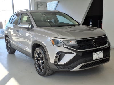 2023 Volkswagen Taos SE 4MOTION *Ltd Avail*
