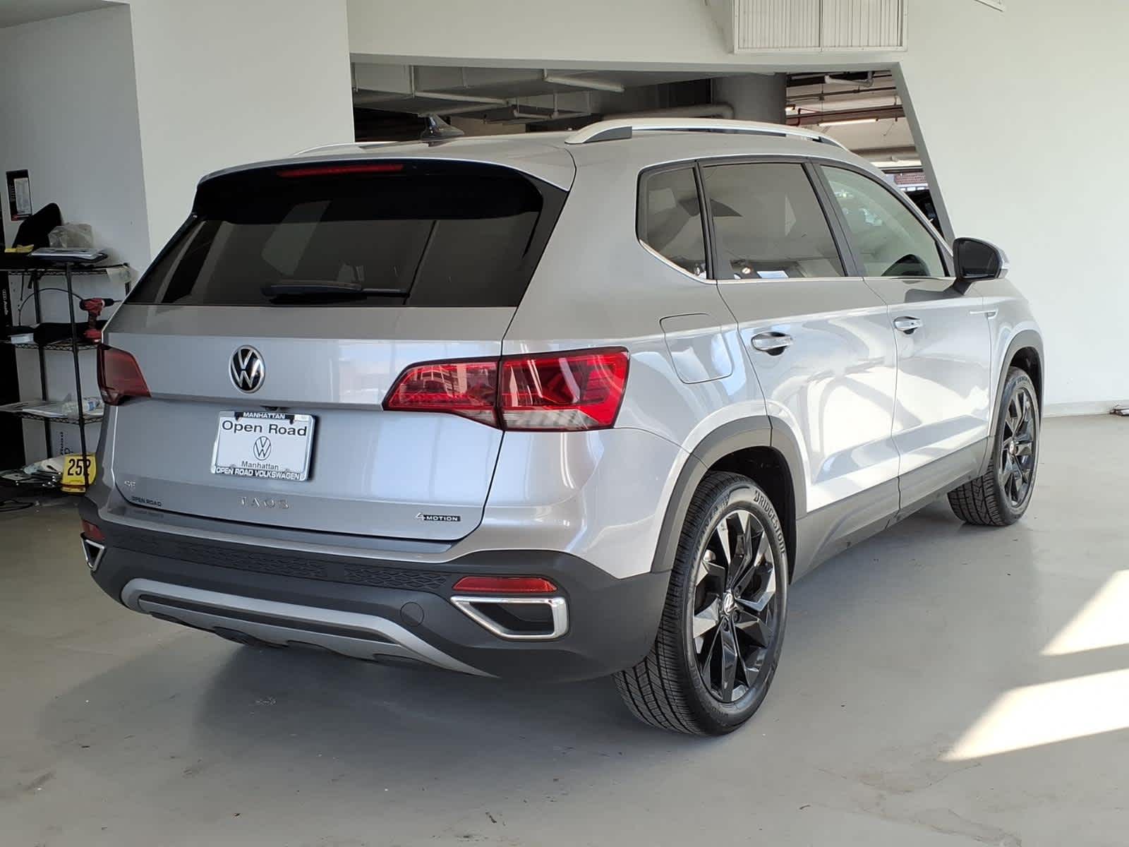 2023 Volkswagen Taos SE 4MOTION *Ltd Avail*