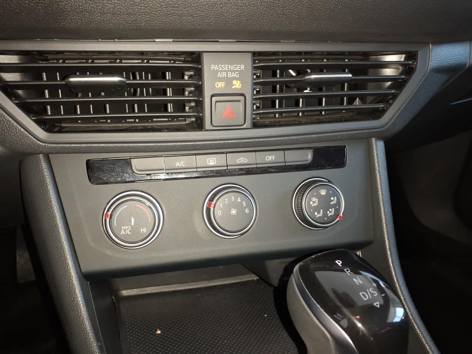 2024 Volkswagen Jetta S Auto