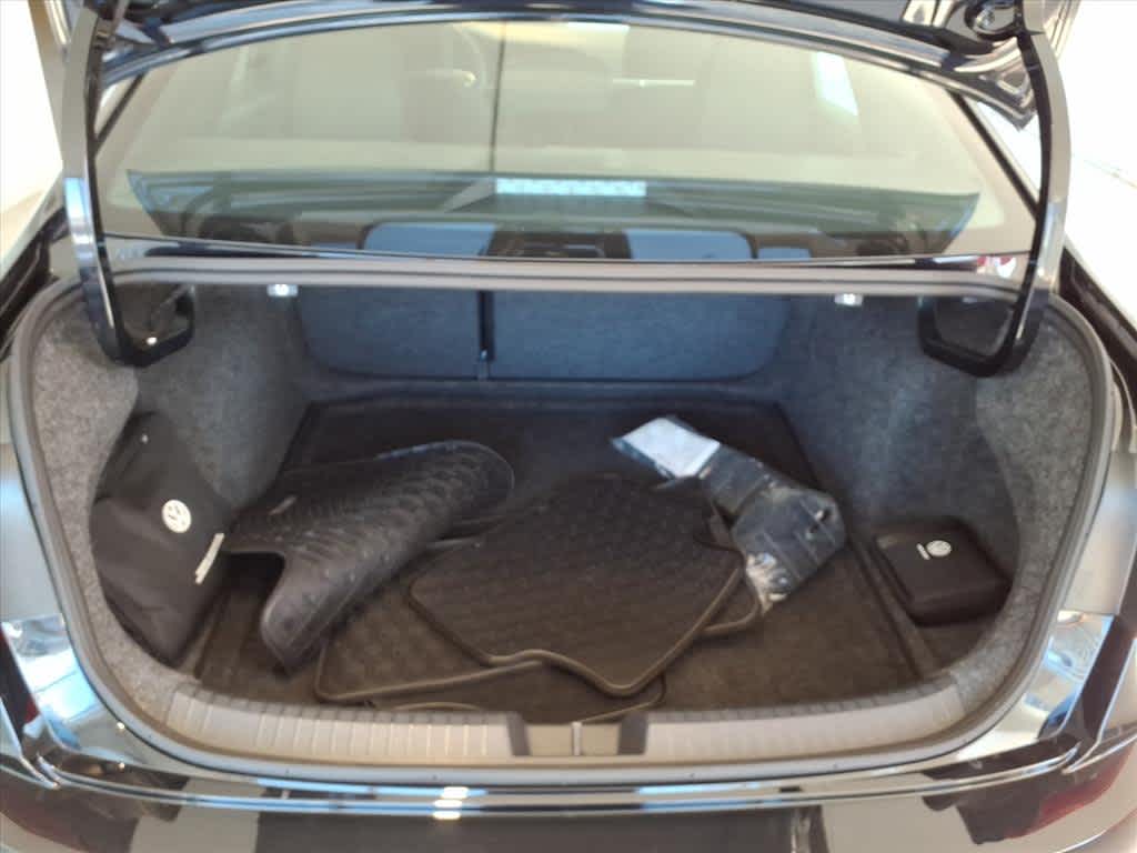 2024 Volkswagen Jetta Sport Auto