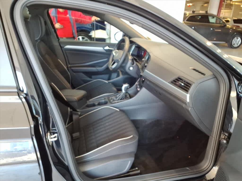 2024 Volkswagen Jetta Sport Auto