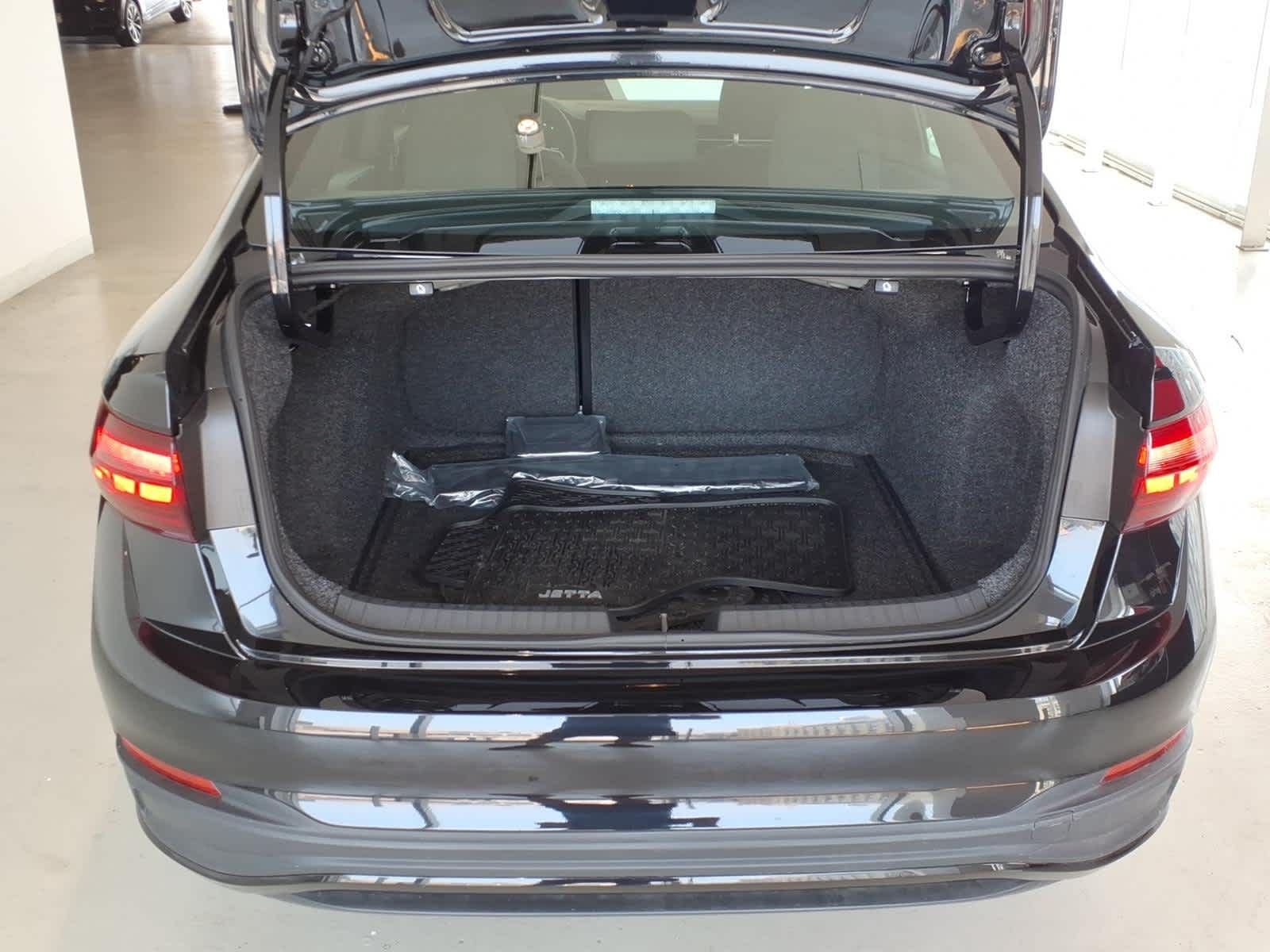 2026 Volkswagen Jetta Sport Auto