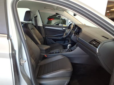 2023 Volkswagen Jetta SE Auto